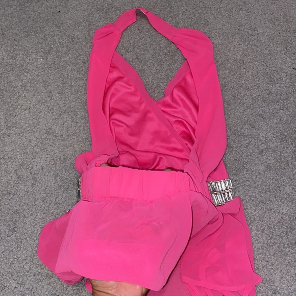 Halter top - Picture 3 of 3